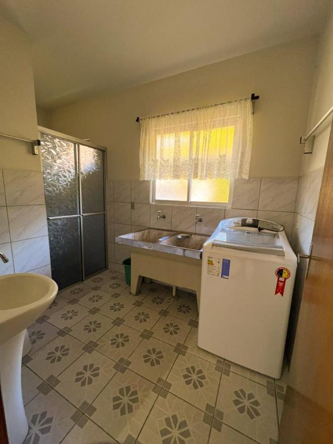 포메로데 Casa Ampla Ha 8 Minutos Do Centro 빌라 외부 사진