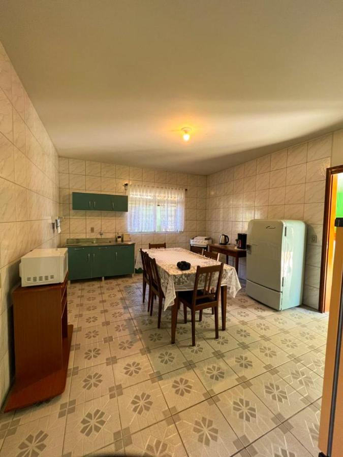 포메로데 Casa Ampla Ha 8 Minutos Do Centro 빌라 외부 사진